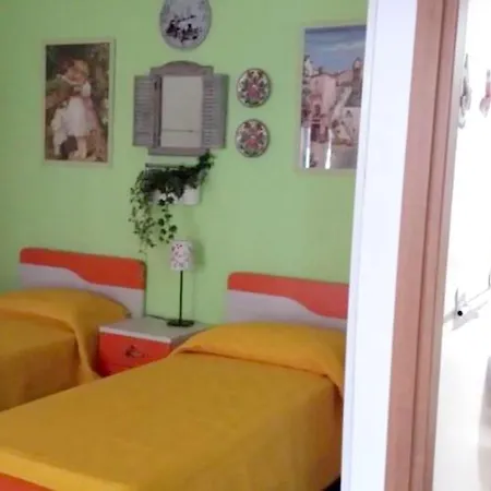 Holiday home 4 Bedrooms House With Jacuzzi Terrace And Wifi At Fara San Martino